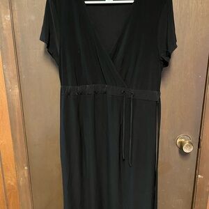 Motherhood Elegant Black Wrap Midi Dress